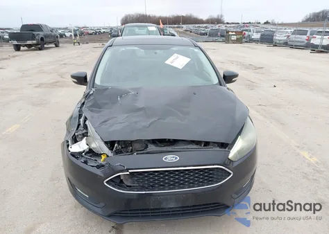 2016 Ford Focus Se z USA, uszkodzony, nr VIN 1FADP3F23GL265808